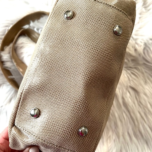 B.MAKOWSKY•leather taupe shoulder tote bag EUC - Picture 13 of 14